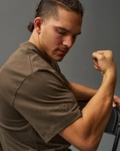 Sly Fox Signature Heavyweight Jersey T-Shirt 15 Sly Fox Signature Heavyweight Jersey T-Shirt -Rudis DSFTS1009 Sly Fox Signature Heavyweight Jersey T Shirt Brown 0004