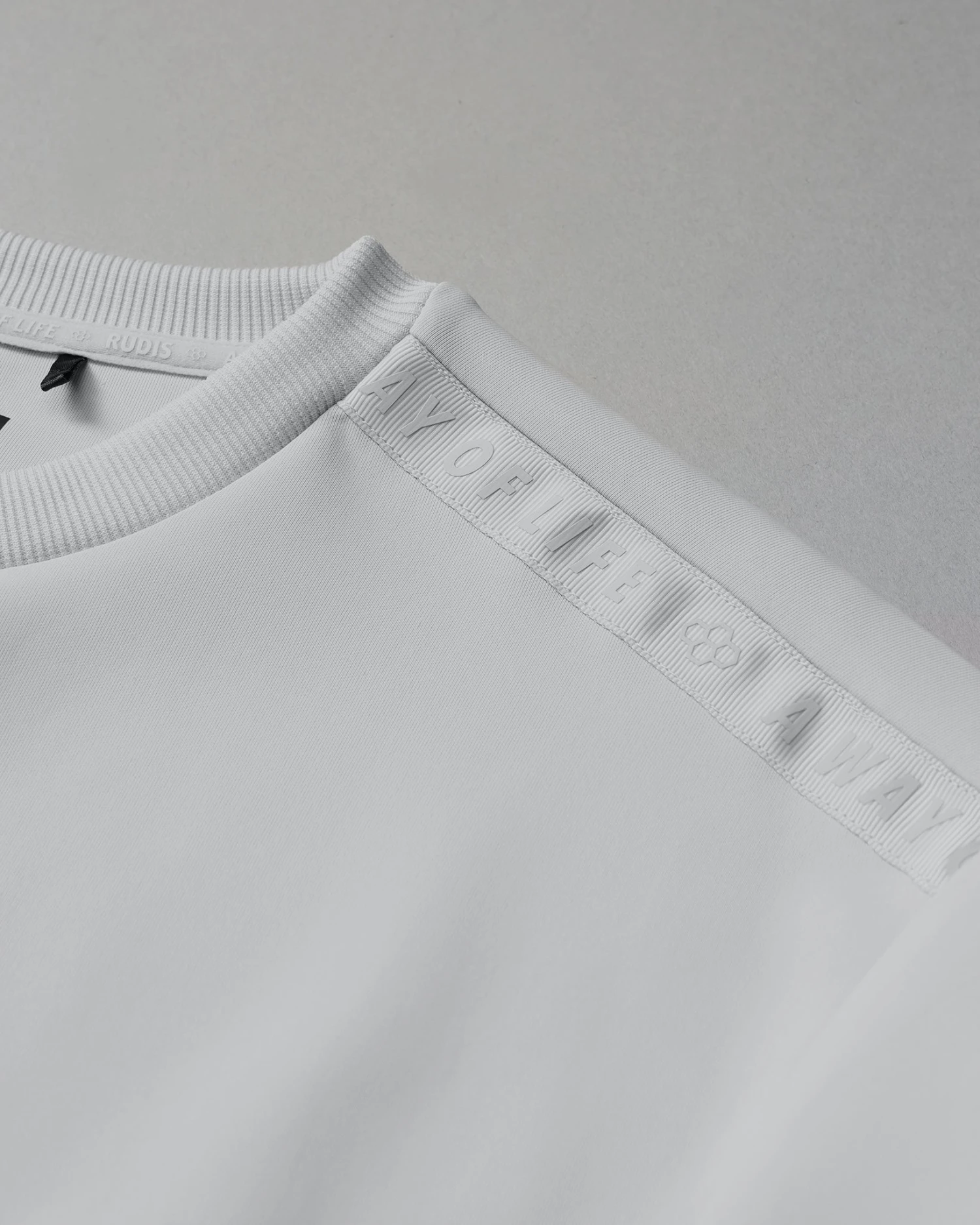 COOL-FEEL Women's Fitted Crew - Lunar Gray 6 COOL-FEEL Women's Fitted Crew - Lunar Gray - Image 4