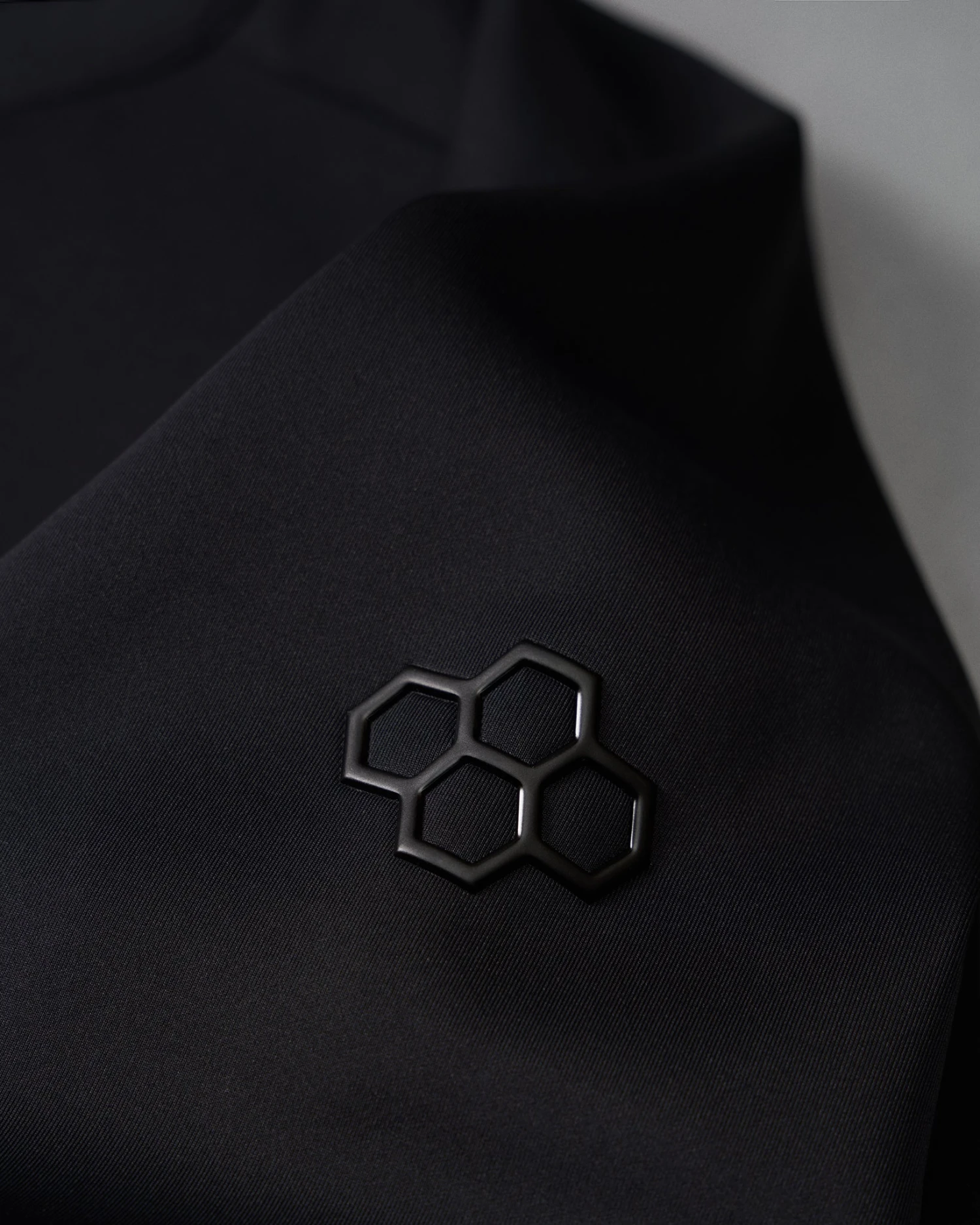 RUDIS COOL-FEEL Crewneck - Black 9 RUDIS COOL-FEEL Crewneck - Black - Image 7